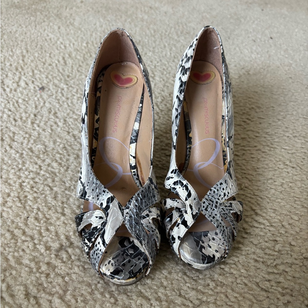 Peep-Toe Snakeskin Heels in Black & White